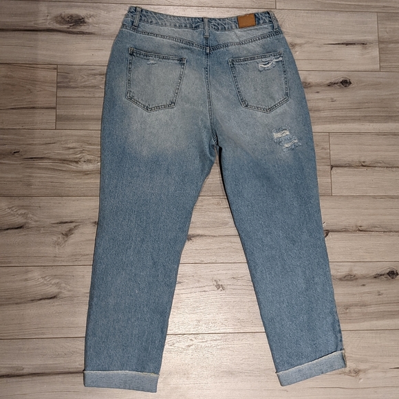 Bluenotes High Rise Mom Jean - Picture 3 of 5